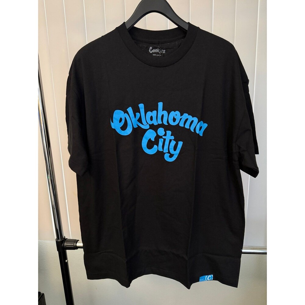 NWT Men’s Oklahoma City Thunder Black Cookies Shirt  Size X-large